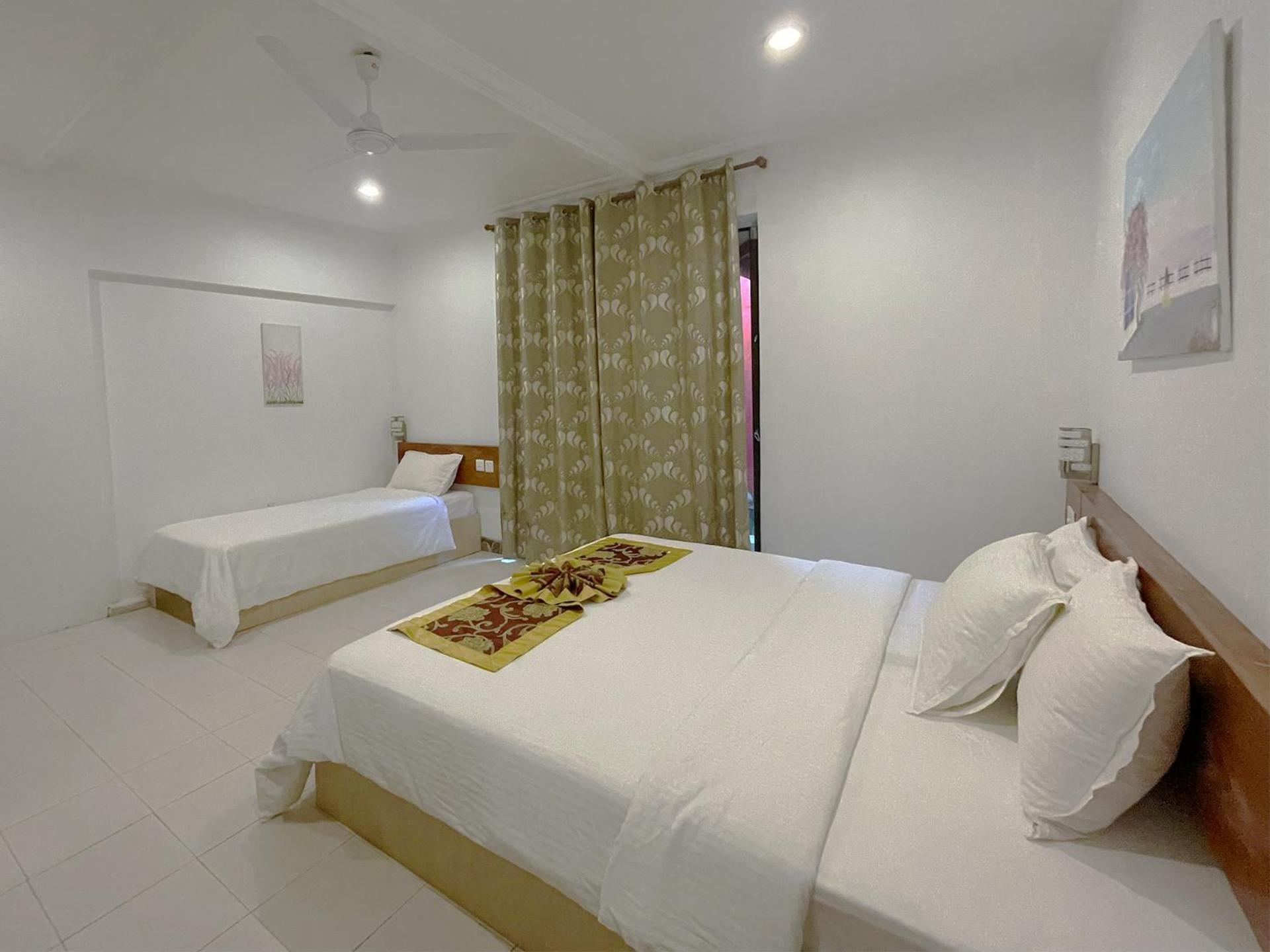 Paradise Retreat, Maafushi Exterior photo